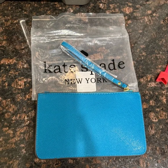 Kate Spade Wallet - Picture 2 of 5
